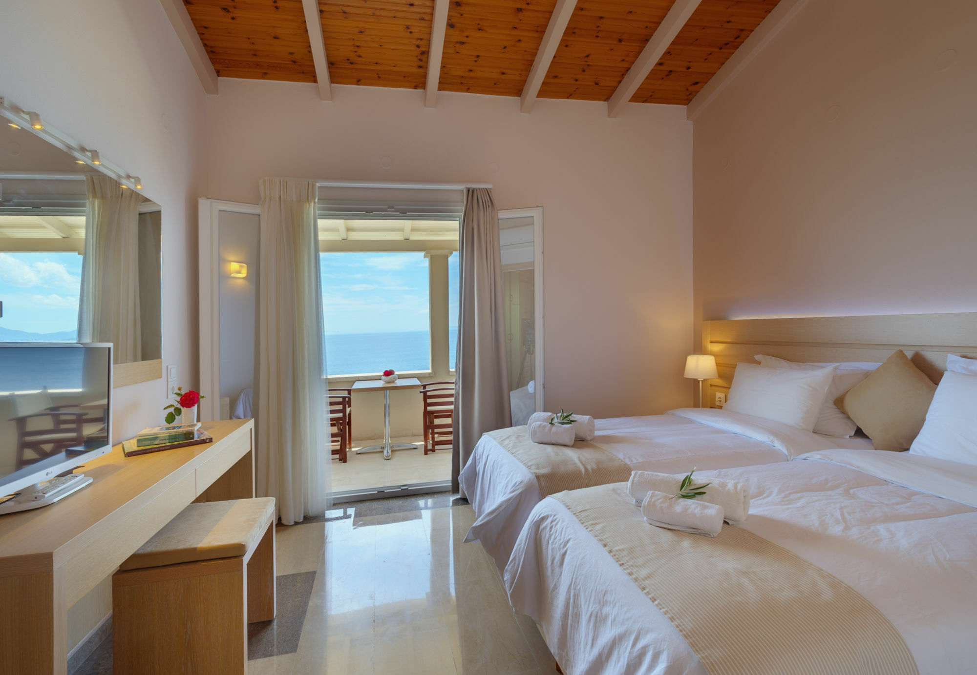 Krouzeri Beach Apartments Katavolos Екстер'єр фото